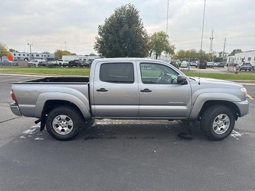 2015 Toyota Tacoma Base