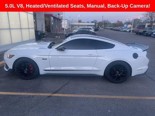 Oxford White 2017 Ford Mustang GT Premium
