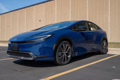 2024 Toyota Prius XLE