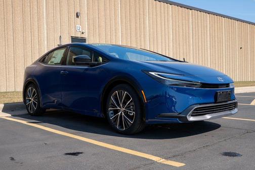 2024 Toyota Prius XLE