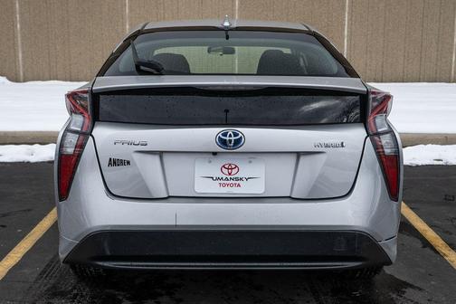 2016 Toyota Prius Three