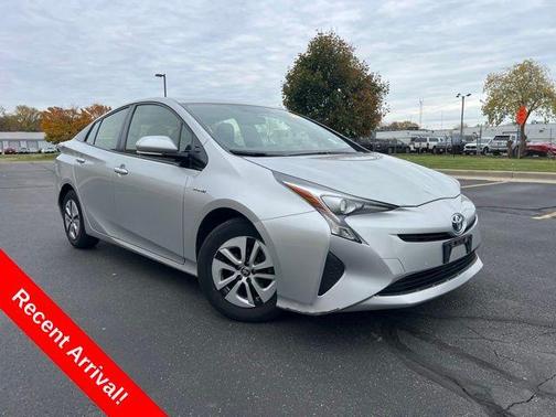 2016 Toyota Prius Three