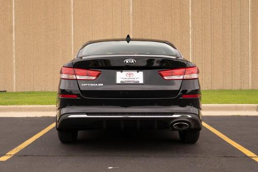 2019 Kia Optima LX
