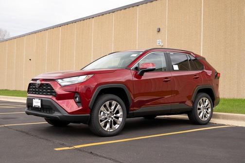 2025 Toyota RAV4 XLE Premium