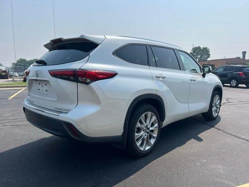 2023 Toyota Highlander Limited