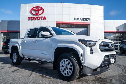 2025 Toyota Tacoma SR5