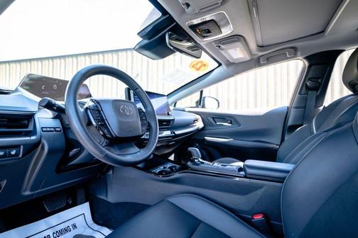 CUTTING EDGE 2023 Toyota Prius XLE