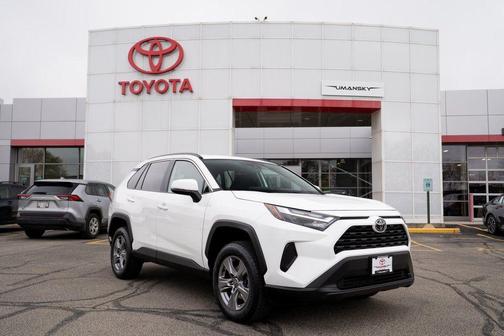 2023 Toyota RAV4 XLE
