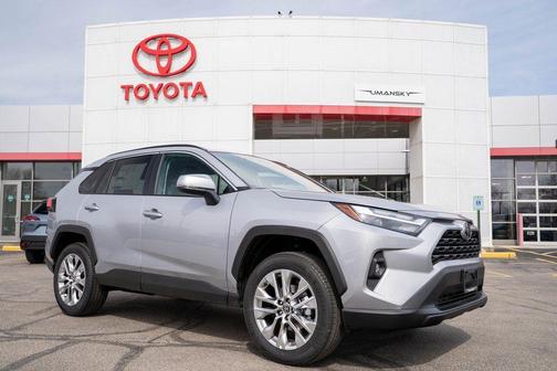 2025 Toyota RAV4 XLE Premium