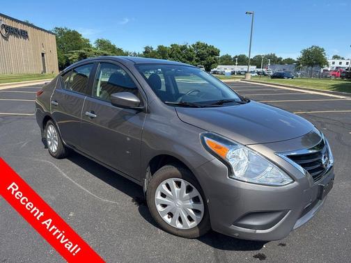 2016 Nissan Versa 1.6 SV