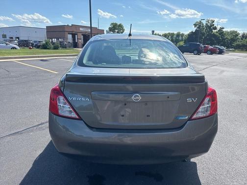 2016 Nissan Versa 1.6 SV