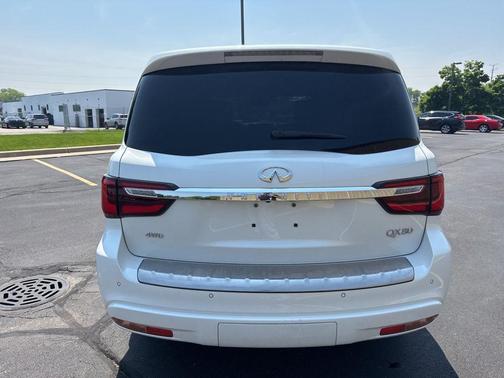2021 INFINITI QX80 SENSORY