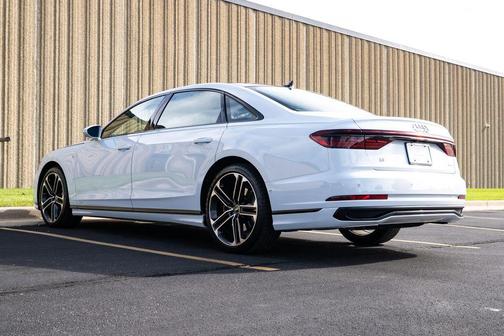 2025 Audi A8 L 55