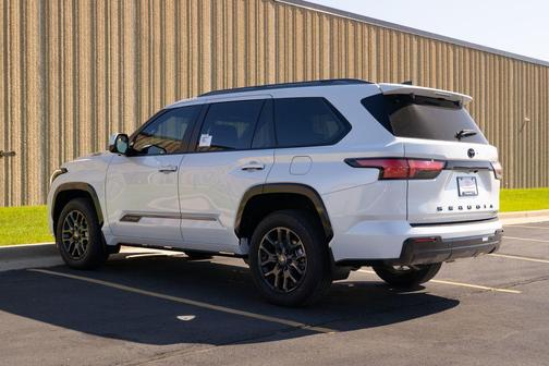 2025 Toyota Sequoia Platinum