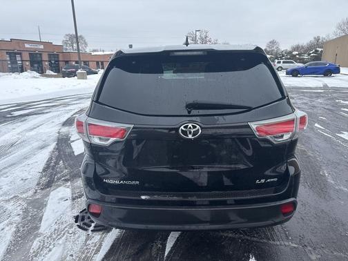 2016 Toyota Highlander LE Plus