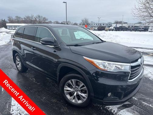 2016 Toyota Highlander LE Plus