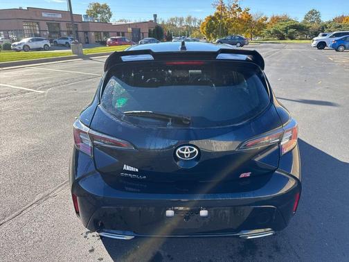 2022 Toyota Corolla Hatchback SE