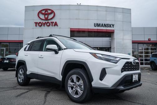 2025 Toyota RAV4 XLE