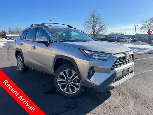 2023 Toyota RAV4 XLE Premium