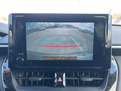 2023 Toyota Corolla Cross LE