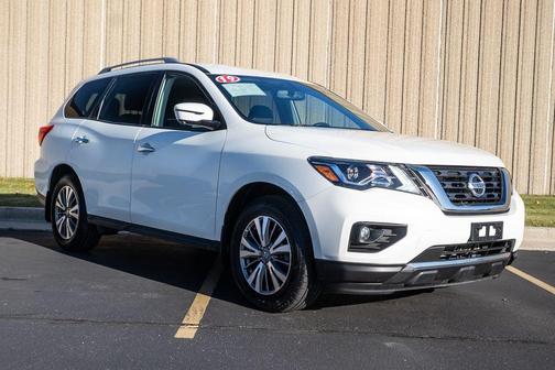 2019 Nissan Pathfinder SL