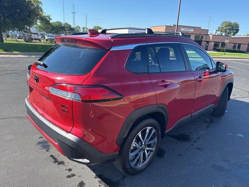 2022 Toyota Corolla Cross XLE