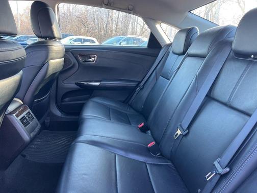 2015 Toyota Avalon XLE