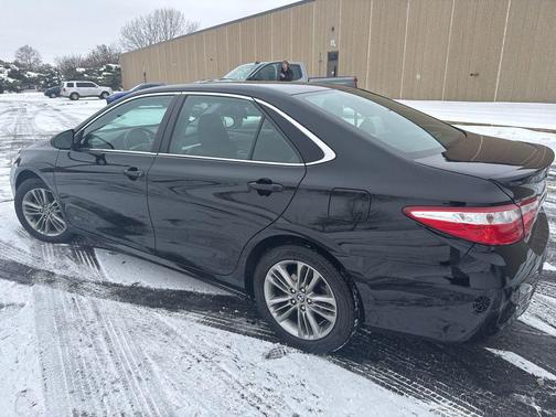 2015 Toyota Camry SE