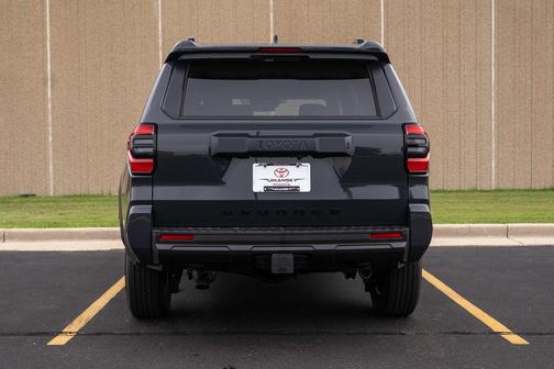 2025 Toyota 4Runner Sport