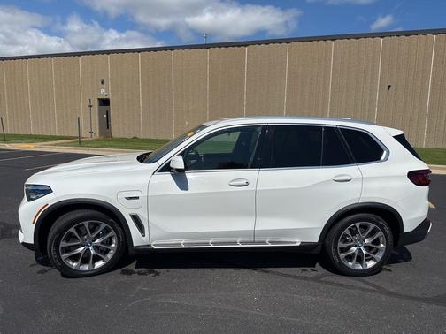 2023 BMW X5 PHEV xDrive45e