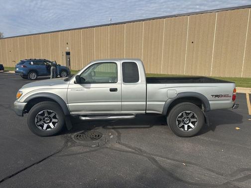 2004 Toyota Tacoma Xtracab
