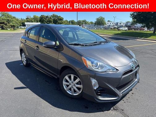 2017 Toyota Prius c Three