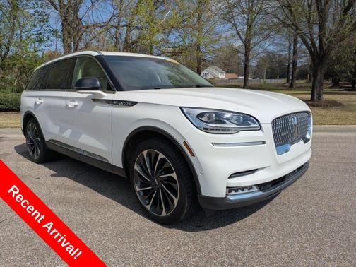 Pristine White 2020 Lincoln Aviator Reserve AWD