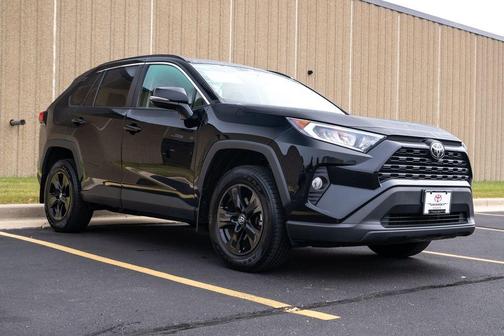 2020 Toyota RAV4 XLE