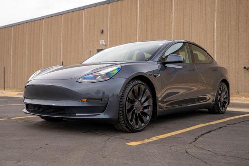 2023 Tesla Model 3 Performance