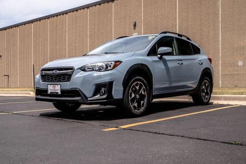 Cool-Gray Khaki 2018 Subaru Crosstrek 2.0i Premium