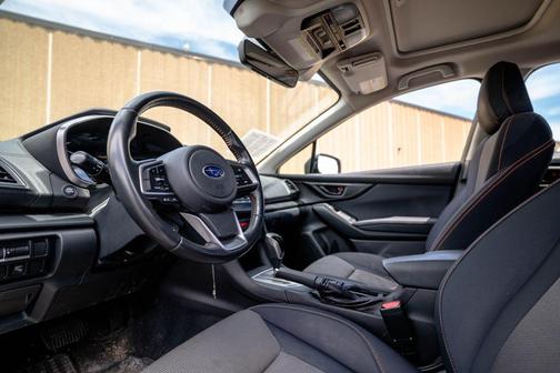 Cool-Gray Khaki 2018 Subaru Crosstrek 2.0i Premium
