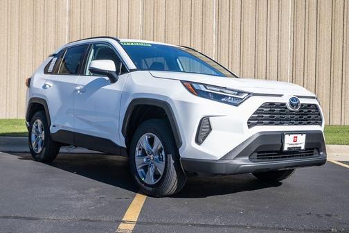 2025 Toyota RAV4 Hybrid XLE