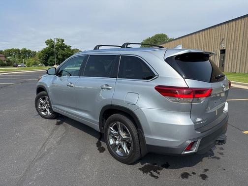 2017 Toyota Highlander Limited Platinum