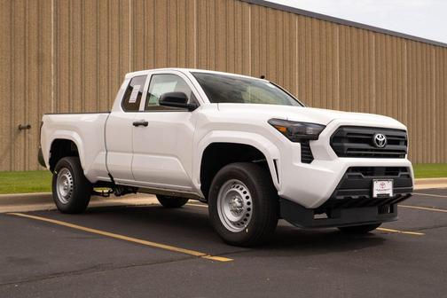 2025 Toyota Tacoma SR