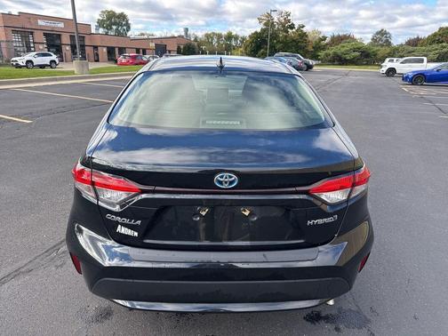 2021 Toyota Corolla Hybrid LE