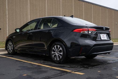 2021 Toyota Corolla Hybrid LE