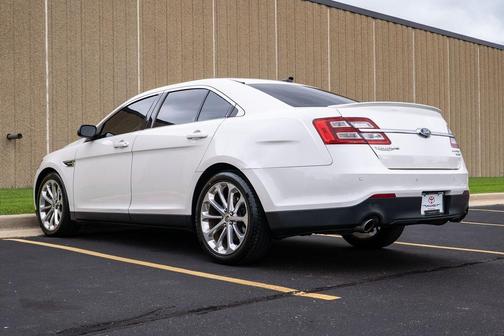 2018 Ford Taurus Limited