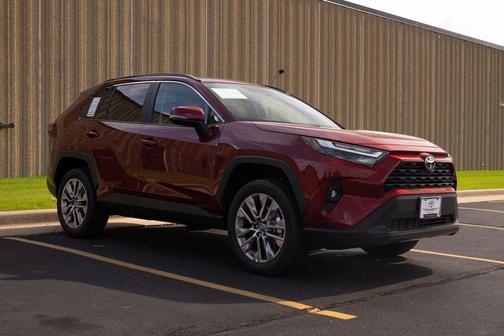 2025 Toyota RAV4 XLE Premium