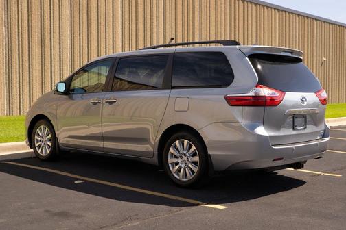 2017 Toyota Sienna Limited Premium