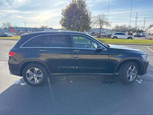 2016 Mercedes-Benz GLC-Class GLC 300 4MATIC