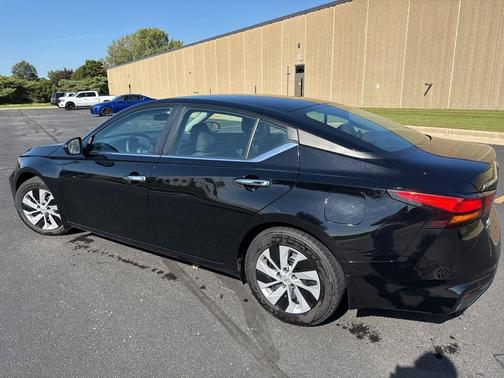 2024 Nissan Altima 2.5 S