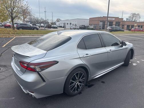 2023 Toyota Camry SE