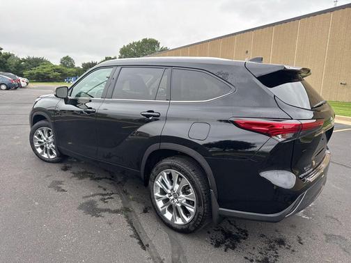 2021 Toyota Highlander Limited