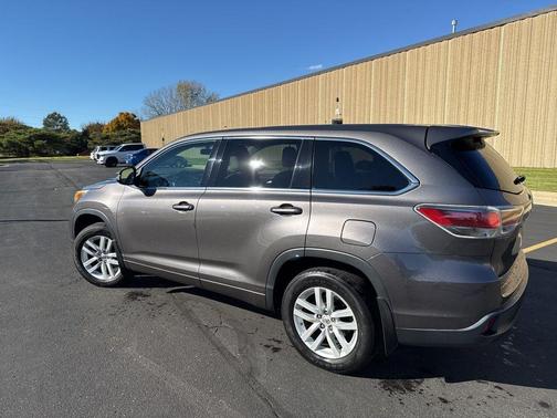2015 Toyota Highlander LE Plus